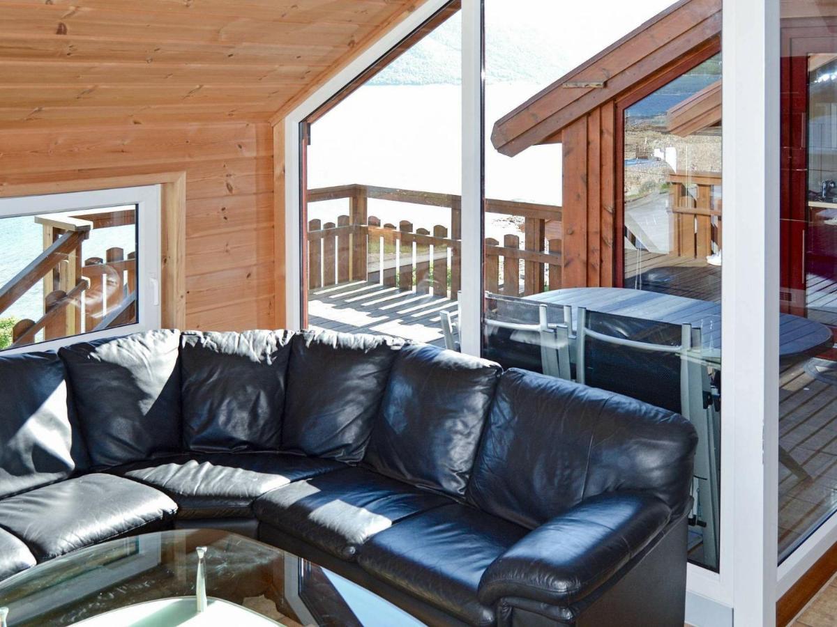 Holiday Home Hovik II Rød Exterior foto